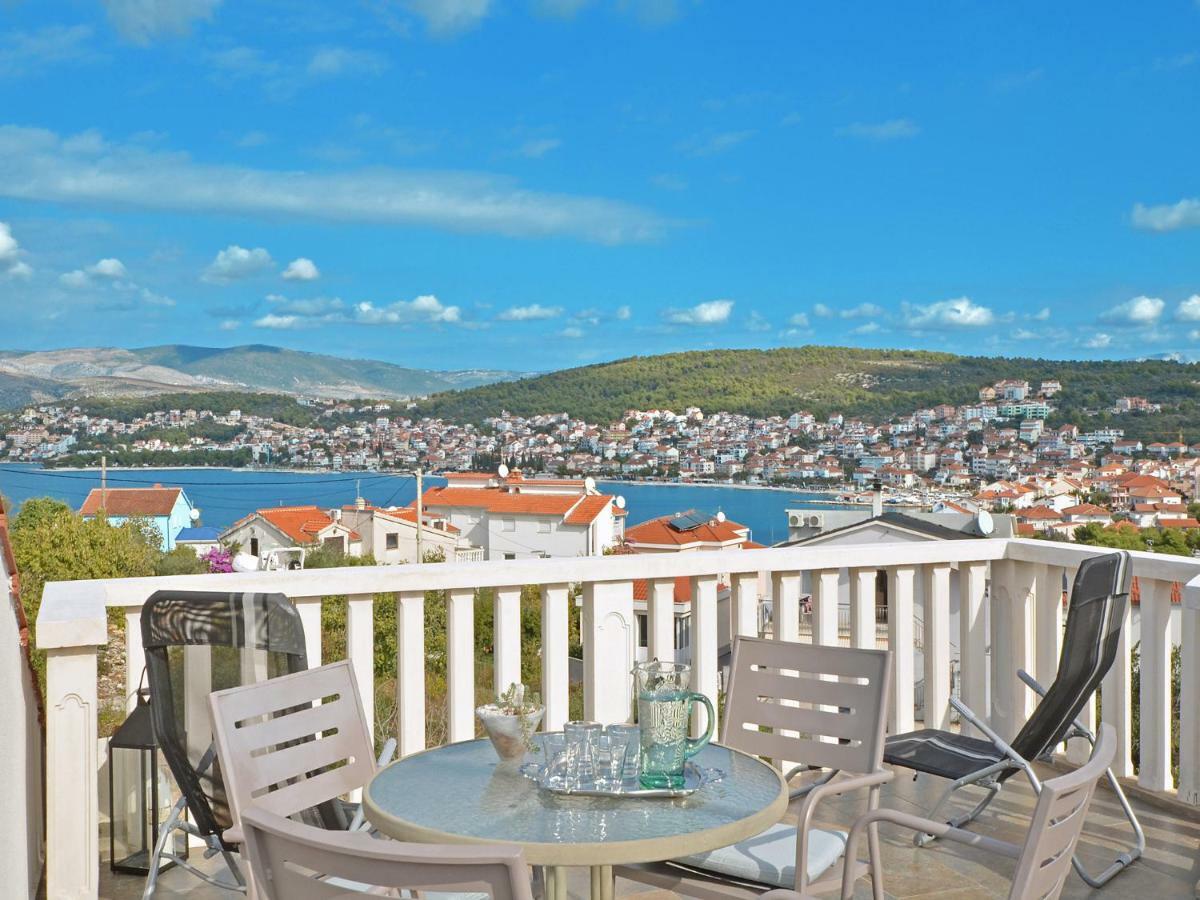 Dondras Residence Trogir Buitenkant foto